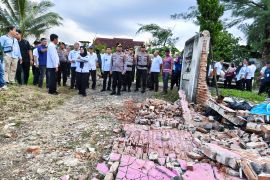 BPBD Bandarlampung sebut 60 rumah rusak akibat angin puting beliung