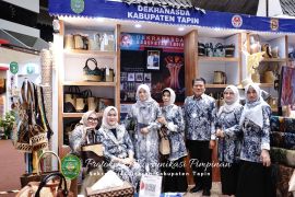 Dekranasda Tapin tampilkan anyaman khas saat Inacraft 2025