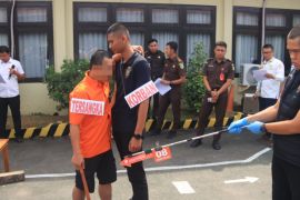 Polres Tabalong rekonstruksi penganiayaan pedagang buah hingga tewas