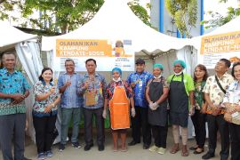 Dinkop UMKM: Pasar Akhir Pekan tingkatkan ekonomi warga Jayapura