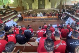 DPRD terima protes masyarakat atas dugaan penistaan agama oleh Atlas