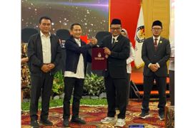 KPU tetapkan Fairid-Zaini pemenang Pilkada Palangka Raya