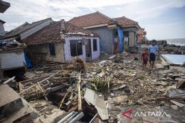 Rumah terdampak gelombang tinggi