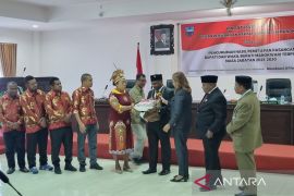 DPRK Manokwari tindaklanjuti penetapan bupati-wabup terpilih ke Kemendagri