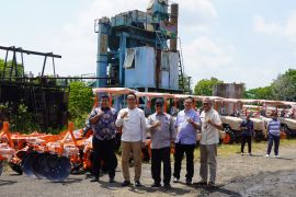 Pemkab OKI terima ratusan  alsintan dari Kementan