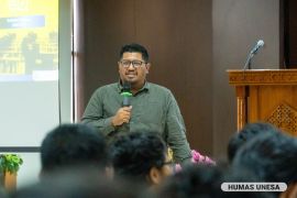 Saatnya pers meramaikan lini masa