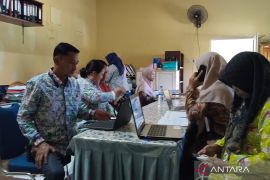 Mukomuko jemput bola layani pengobatan cegah penyebaran penyakit TB dan HIV