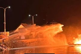 Satu tewas dan lima luka bakar akibat kebakaran kapal di Ancol