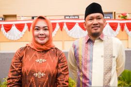 DPRD Kendari tetapkan Siska-Sudirman sebagai kepala daerah terpilih