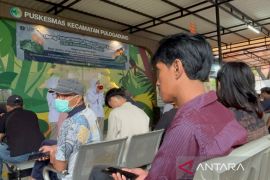 Keluarga diimbau dampingi lansia saat cek kesehatan gratis