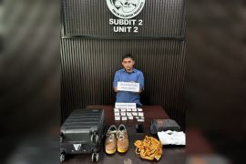 Polisi ringkus kurir sabu-sabu  dari Batam di Bandara Haluoleo Konawe Selatan