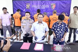 Polda Jambi tangkap enam pelaku penambangan minyak ilegal