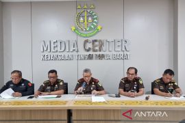 Kejati Papua Barat selamatkan keuangan negara Rp437,27 miliar pada 2024