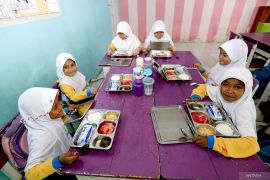 Pj Gubernur Gorontalo mengajak semua pihak sukseskan Program MBG