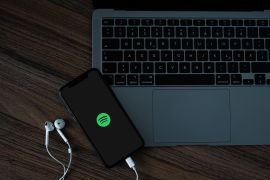 10 lagu paling viral di Spotify, nomor 8 pasti sering Anda dengar