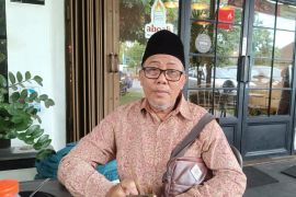 Pengusaha transportasi lokal merasa dilemahkan Angkasa Pura Bandara Lombok