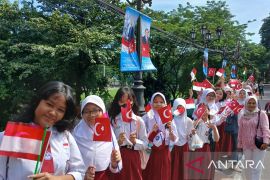 Masyarakat antusias sambut kedatangan Presiden Turki ke Istana Bogor