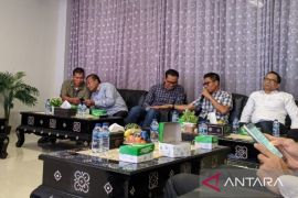 Retribusi kapal pesiar di Gili Mas dapat sorotan