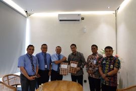 Dinas Perpustakaan dan Penerbit Erlangga kerja sama tingkatkan literasi di Makassar