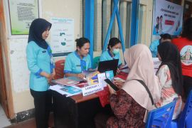 Dinkes Mabar NTT simulasi Cek Kesehatan Gratis