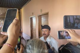 Dispar Bali pasang baliho aturan buntut pengeroyokan WNA pada satpam