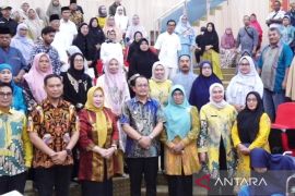 Pemkot Kendari berikan pembinaan kesehatan jamaah calon haji