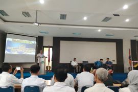 Sekdakab Buka Rapat Pra Orientasi Penyusunan RPJMD Kabupaten Pesisir Selatan