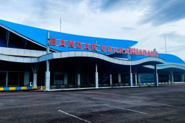 Bandara Kuabang Kao ditutup usai erupsi Gunung Ibu