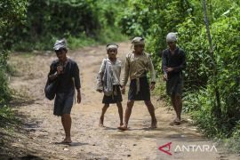 Larangan kunjungan wisatawan di Badui Dalam selama Kawalu