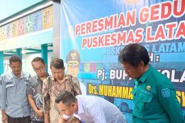 Pj Bupati Kolaka resmikan penggunaan Puskesmas Latambaga