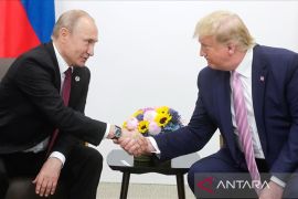 Trump berkomunikasi baik dengan Putin, tidak dengan Ukraina