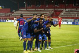 Arema FC menangi drama pertandingan lawan PSS 6-2