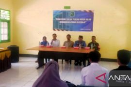 Mahasiswa Dompu gelar dialog publik tangkal kenakalan remaja dan pelajar