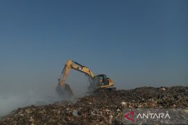 Pengelolaan sampah di Kabupaten Cirebon diklaim terus membaik