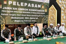 Bogor cetak sejarah lepas 364 orang umrah sekaligus
