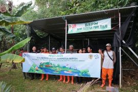 DLHP HST-Pemdes Paya bersihkan lingkungan peringati HPSN 2025