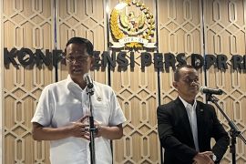 Bahlil: Izin kelola tambang diberikan ke UKM daerah