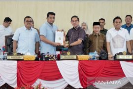 Bobby Nasution hadiri paripurna terakhir bahas pencabutan Perda RDTR