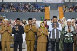 Wali Kota Pematangsiantar ingatkan sikap permudah urusan guru