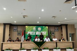 Kejari dan Imigrasi Batam tangkap buronan kasus penggelapan di Bali