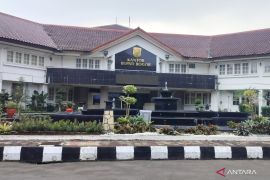 Pemkab Bogor pangkas anggaran perjalanan dinas hingga kunjungan kerja sebesar 50 persen