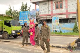 Satpol PP Kutim lakukan penertiban pengamen jalanan