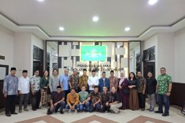 "Roemah Bhineka" dan PWNU Jatim bermitra bangun moderasi beragama