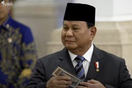 Wakil Kepala BPKP beri kejutan, kasih uang langka ke Presiden Prabowo