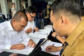 Syafrudin Noor-Suriani jalani pemeriksaan kesehatan jelang pelantikan