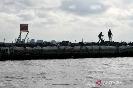 Bareskrim Polri ungkap alasan tak tahan tersangka pagar laut Bekasi