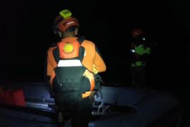 Tim SAR susuri Sungai Buha Manado cari bocah perempuan terseret air