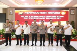 Tim Divkum Polri beri penyuluhan penggunaan senjata api di Polda Jambi