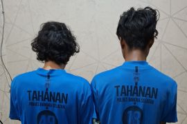 Diduga edarkan narkoba, dua pemuda di Bangka Selatan diciduk polisi