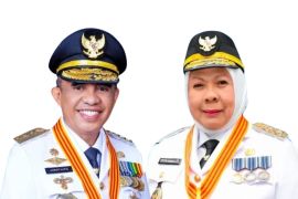 Menanti Resep Jitu Ala Anwar-Reny